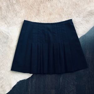 Club Monaco pleated skirt
